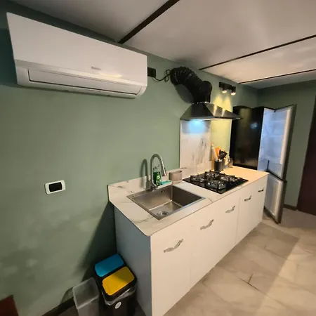 Piccolo Marconi Apartment